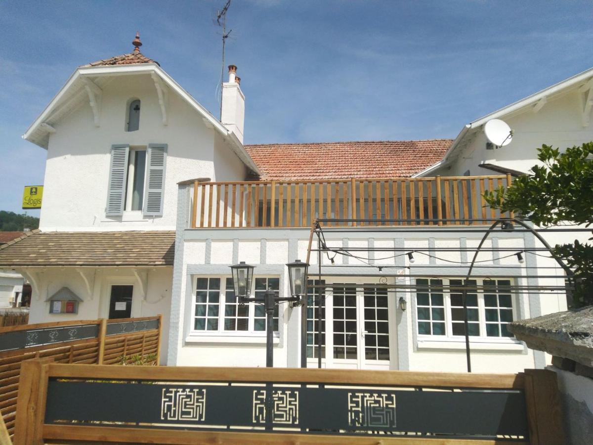 Logis Hostellerie Du Neez Gan 外观 照片