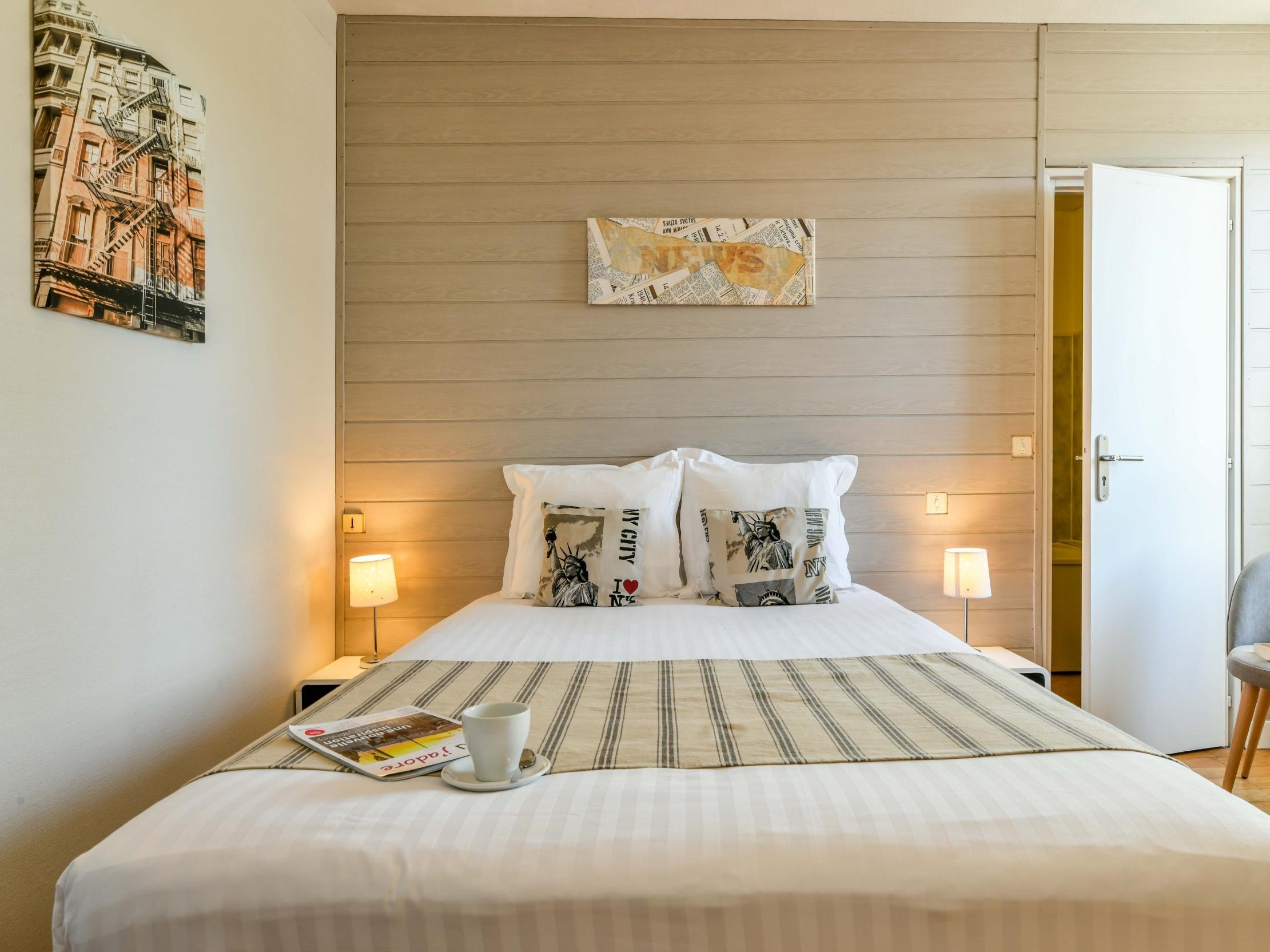 Logis Hostellerie Du Neez Gan 外观 照片