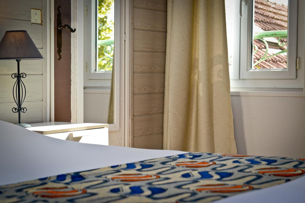 Logis Hostellerie Du Neez Gan 外观 照片