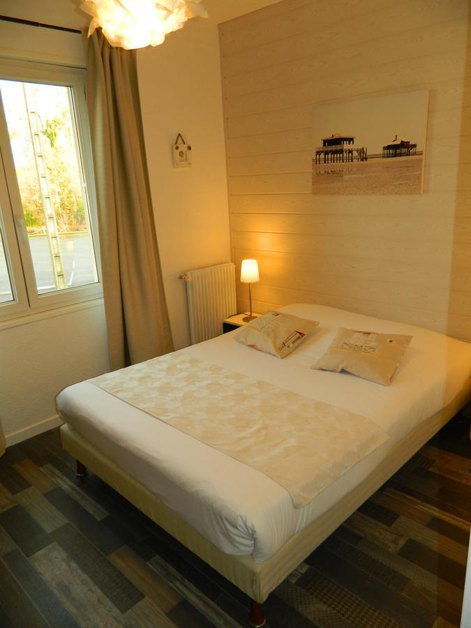 Logis Hostellerie Du Neez Gan 外观 照片