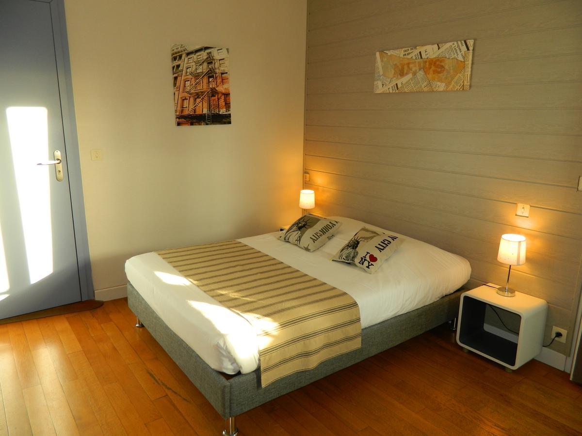 Logis Hostellerie Du Neez Gan 外观 照片