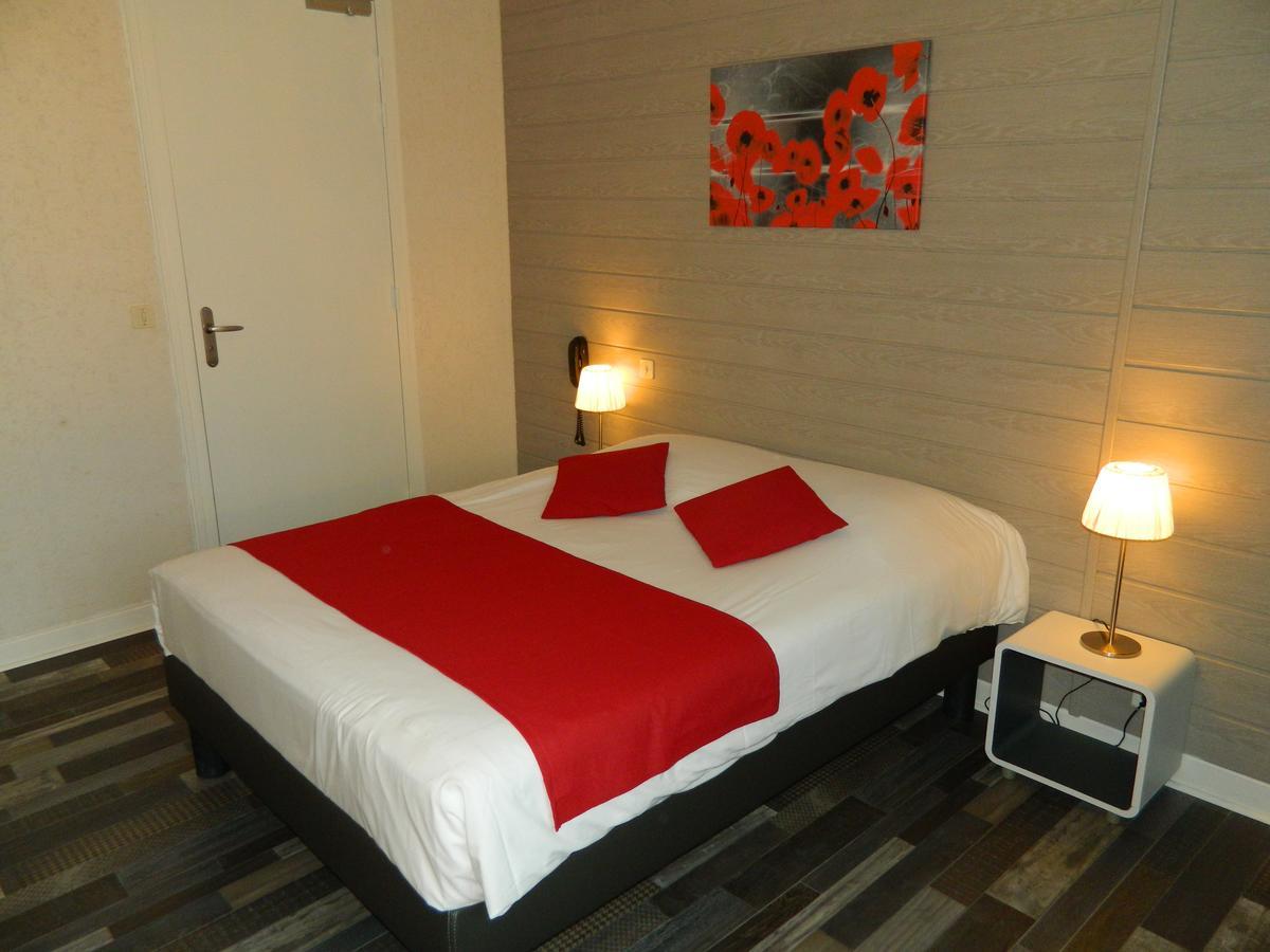 Logis Hostellerie Du Neez Gan 外观 照片
