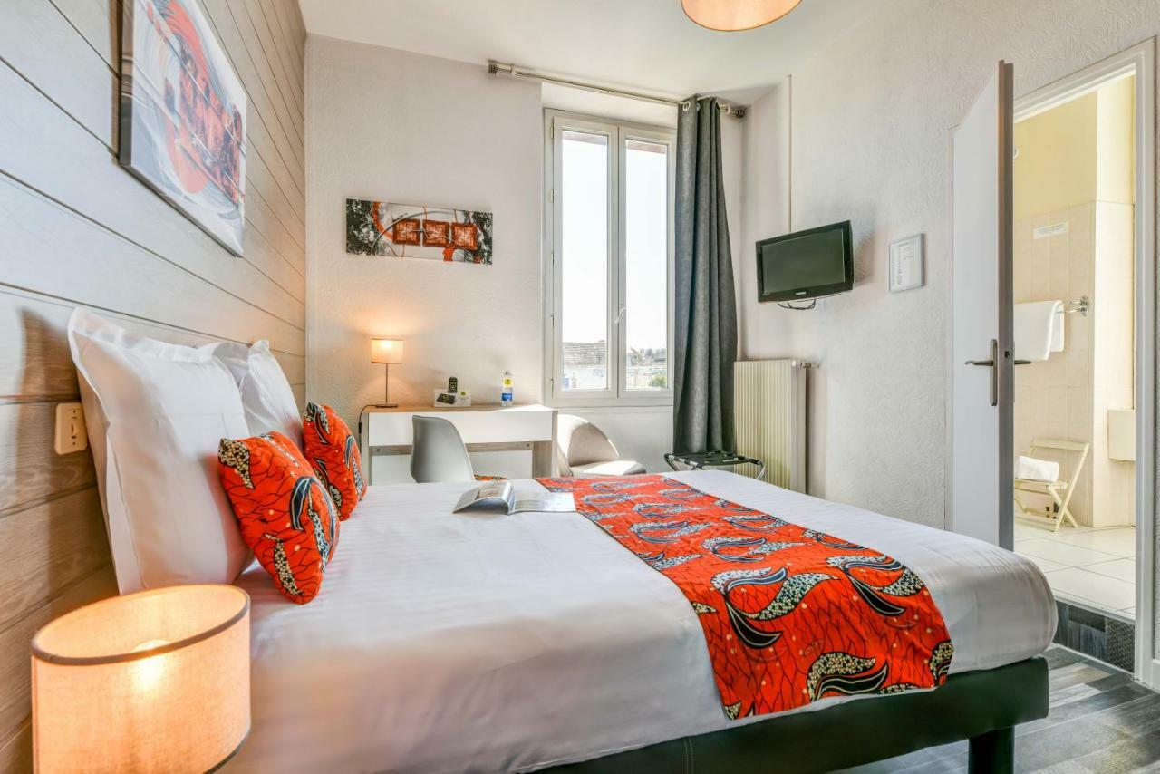 Logis Hostellerie Du Neez Gan 外观 照片
