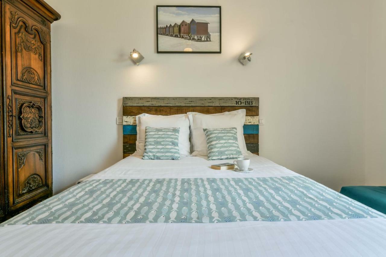 Logis Hostellerie Du Neez Gan 外观 照片